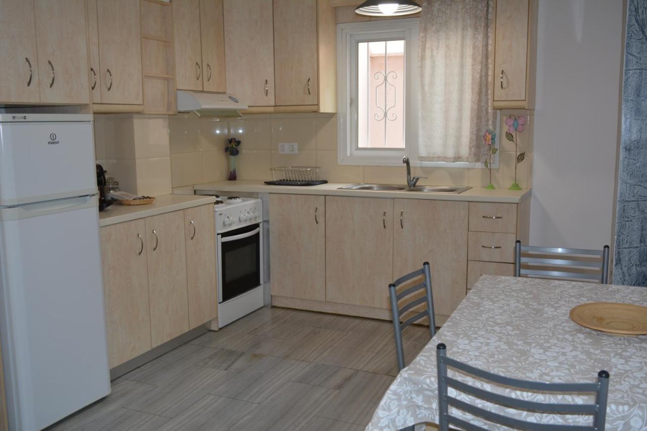 Kalamia's Cozy Apartment Pyrgos Kallistis